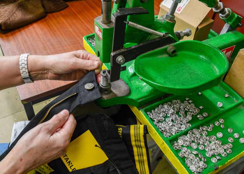 garment picking