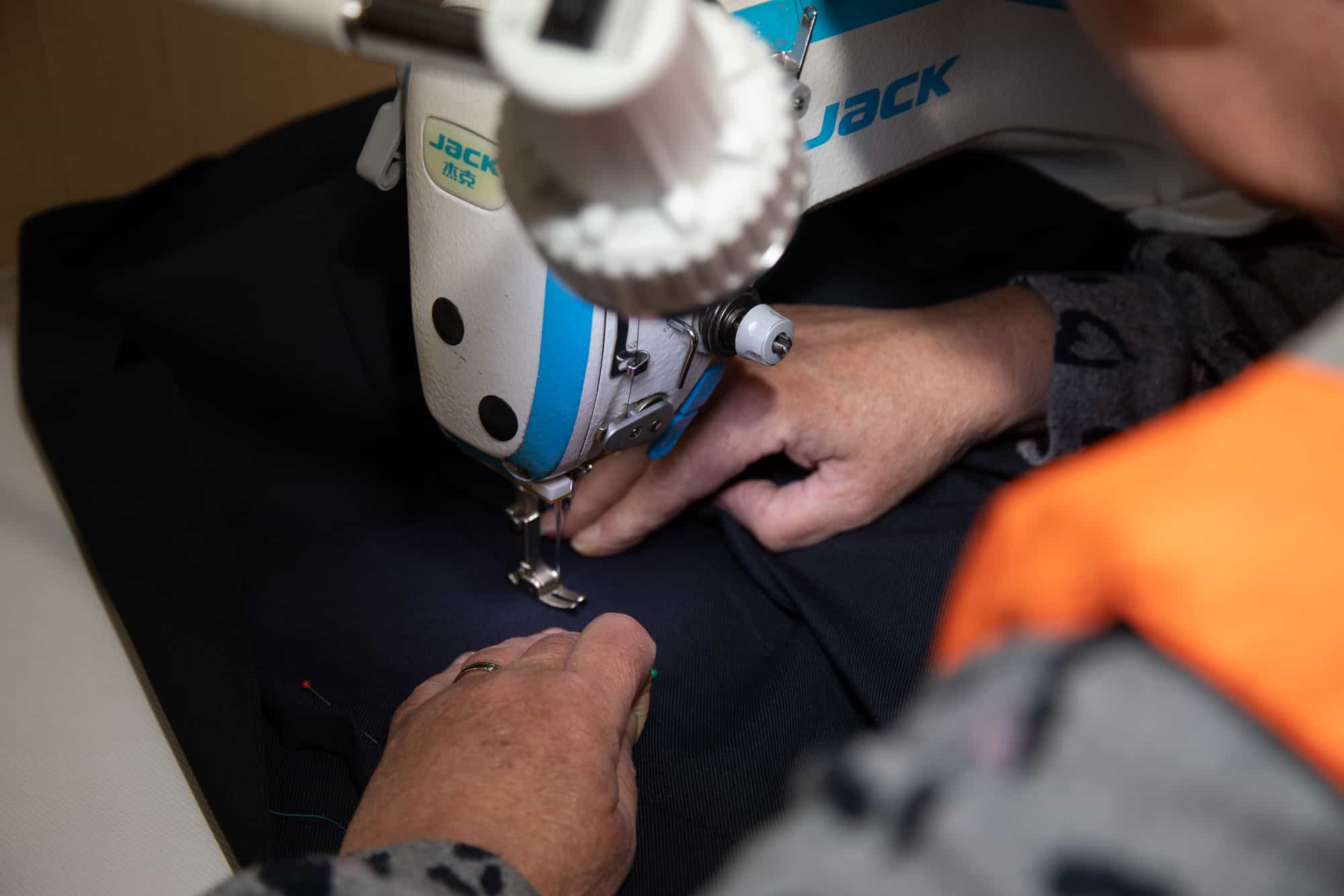 garment picking